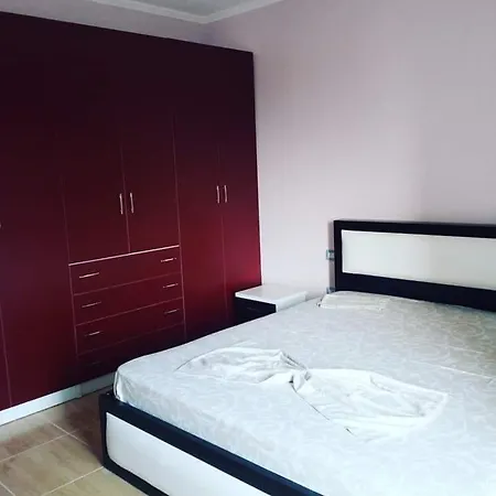 Apartment Bobis *