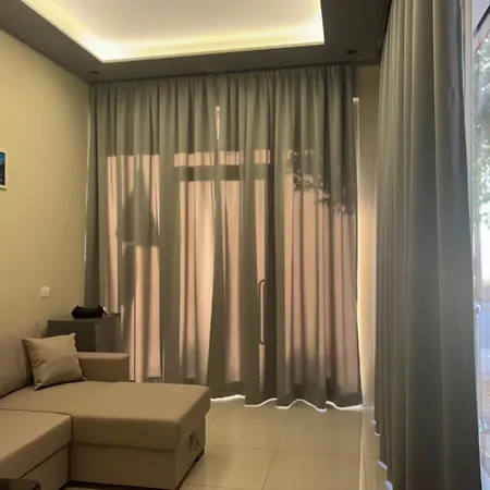Bobis Lägenhet Vlorë
